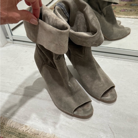 Stylish Women's Peep-Toe Boots - Picture 1 of 6
